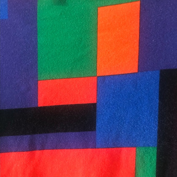 Lauren by Ralph Lauren petite medium color block square neckline top. - Picture 5 of 6